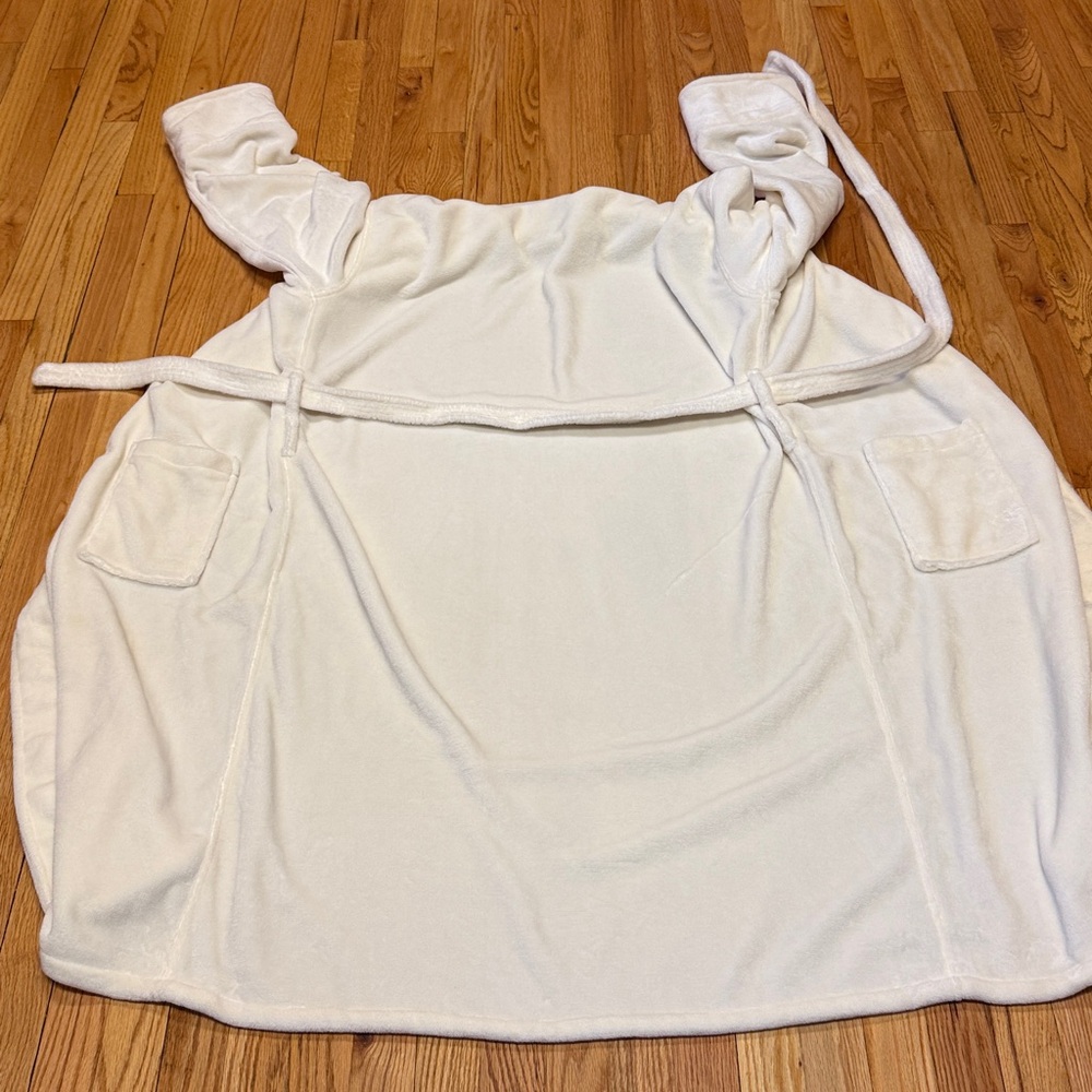 Disney Cruise Line Deluxe Plush Embroidered Spa Robe ONE SIZE - Picture 10 of 14